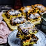 getürmter Wölkchenkuchen. Man nennt ihn auch Gärtnerkuchen