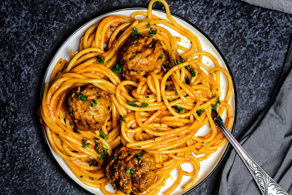 Susi und Strolch Pasta - leckere Hackbällchen in Tomatensauce