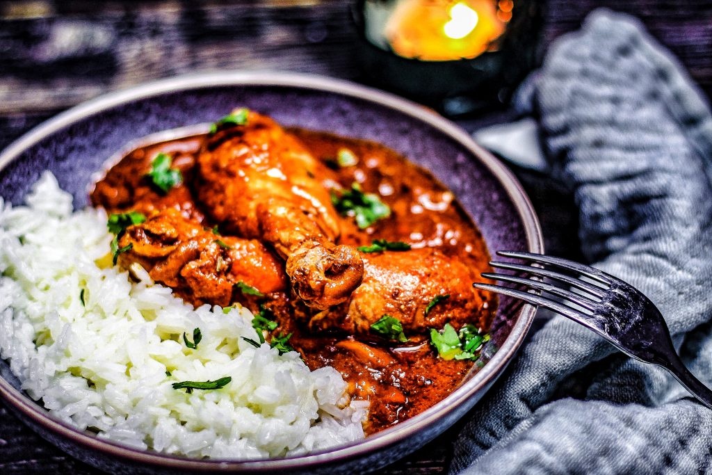 Ungarisches Paprikahuhn - Paprikàs Csirke