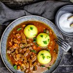 Lecker schmeckt der Rouladentopf auch mit Klößen