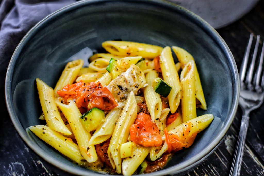 Cremige Ofenpasta mit Camembert