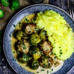 sehen diese Hackbällchen mit Rosenkohl nicht lecker aus?