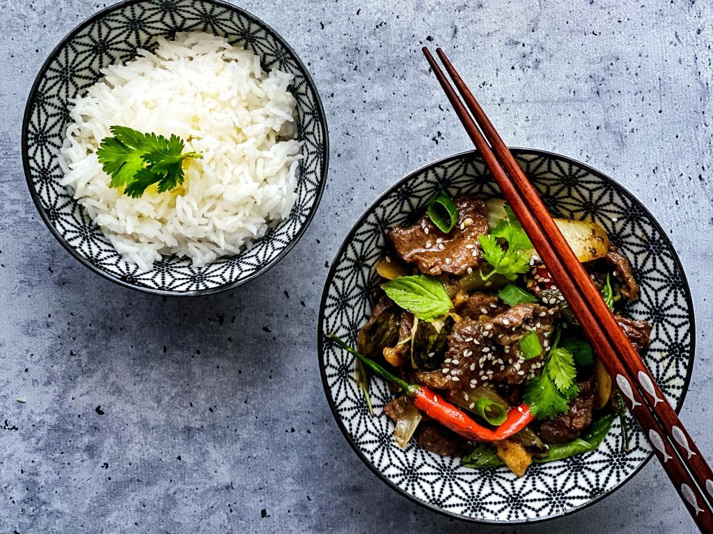Rindfleisch mit Thai Basilikum