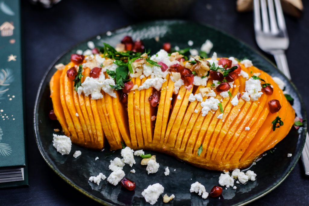 Hasselback Kürbis mit Feta