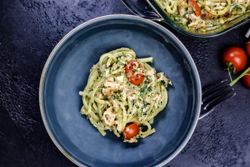 One Pot Pasta mit Feta und Lachs