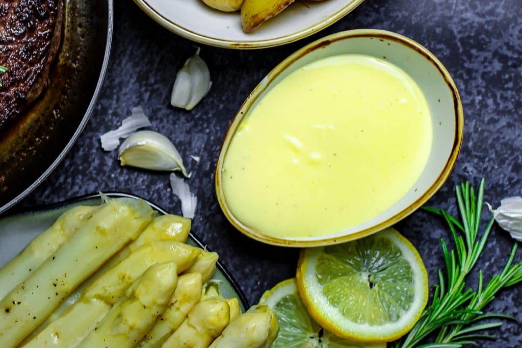 Sauce Hollandaise - gelingsicherer Klassiker