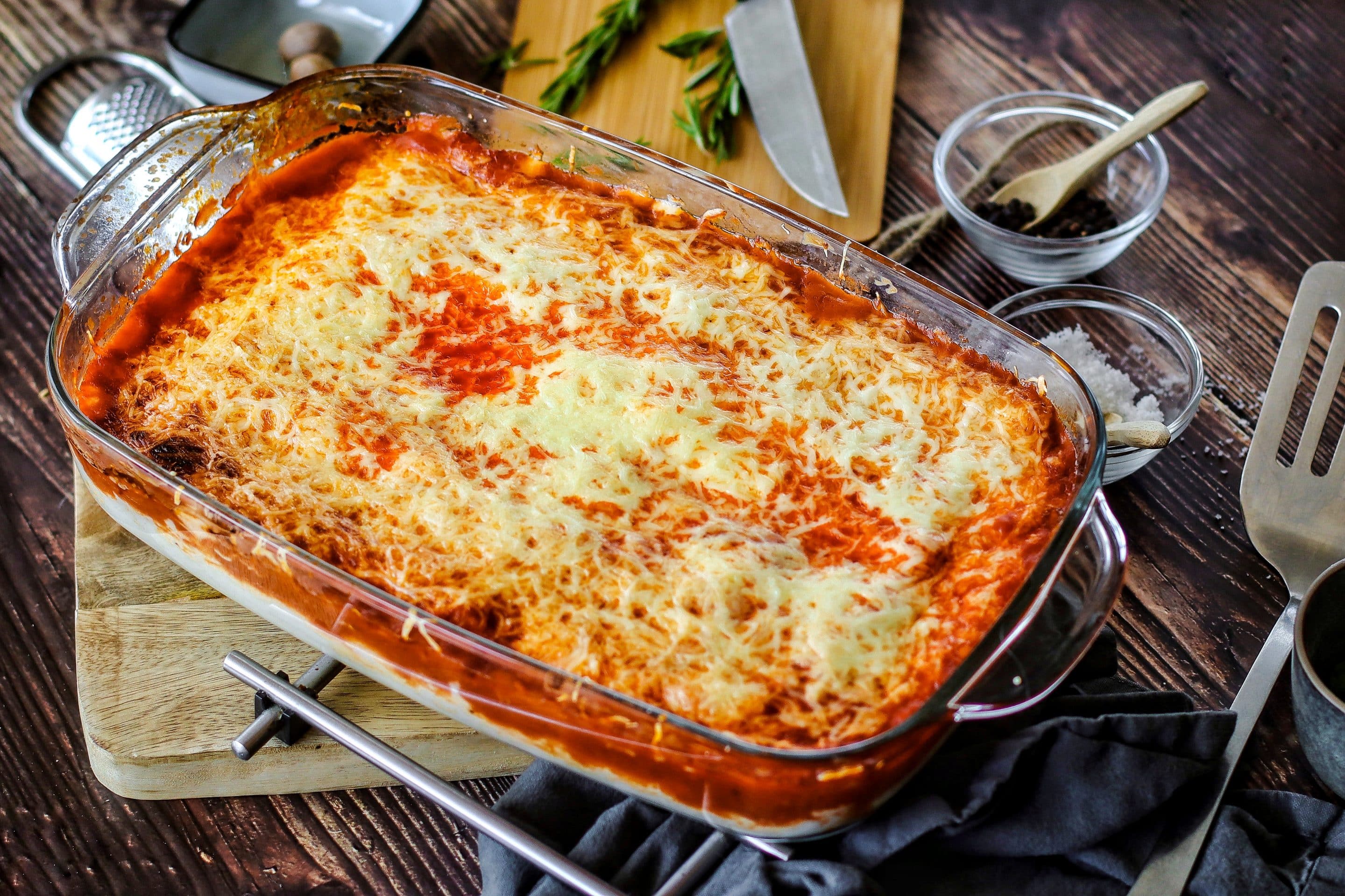 leckere Cannelloni mit Hackfleisch und viel Käse