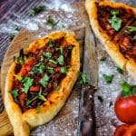 Pide mit Hackfleisch schmeckt so lecker