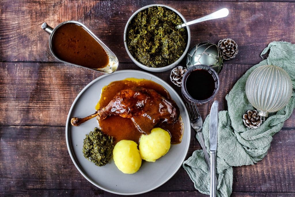 Gänsekeulen mit Backpflaumensauce - so lecker wie bei Oma