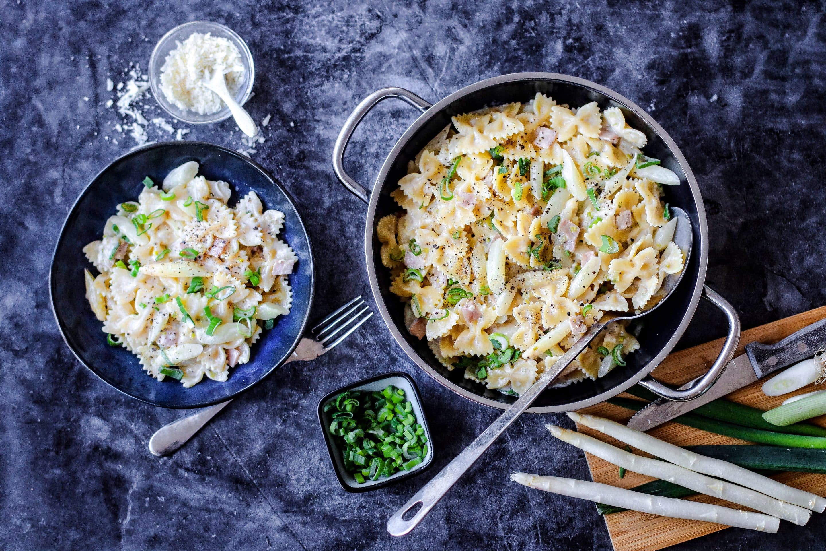 Pasta mit weißem Spargel ist das perfekte Frühlingsrezept