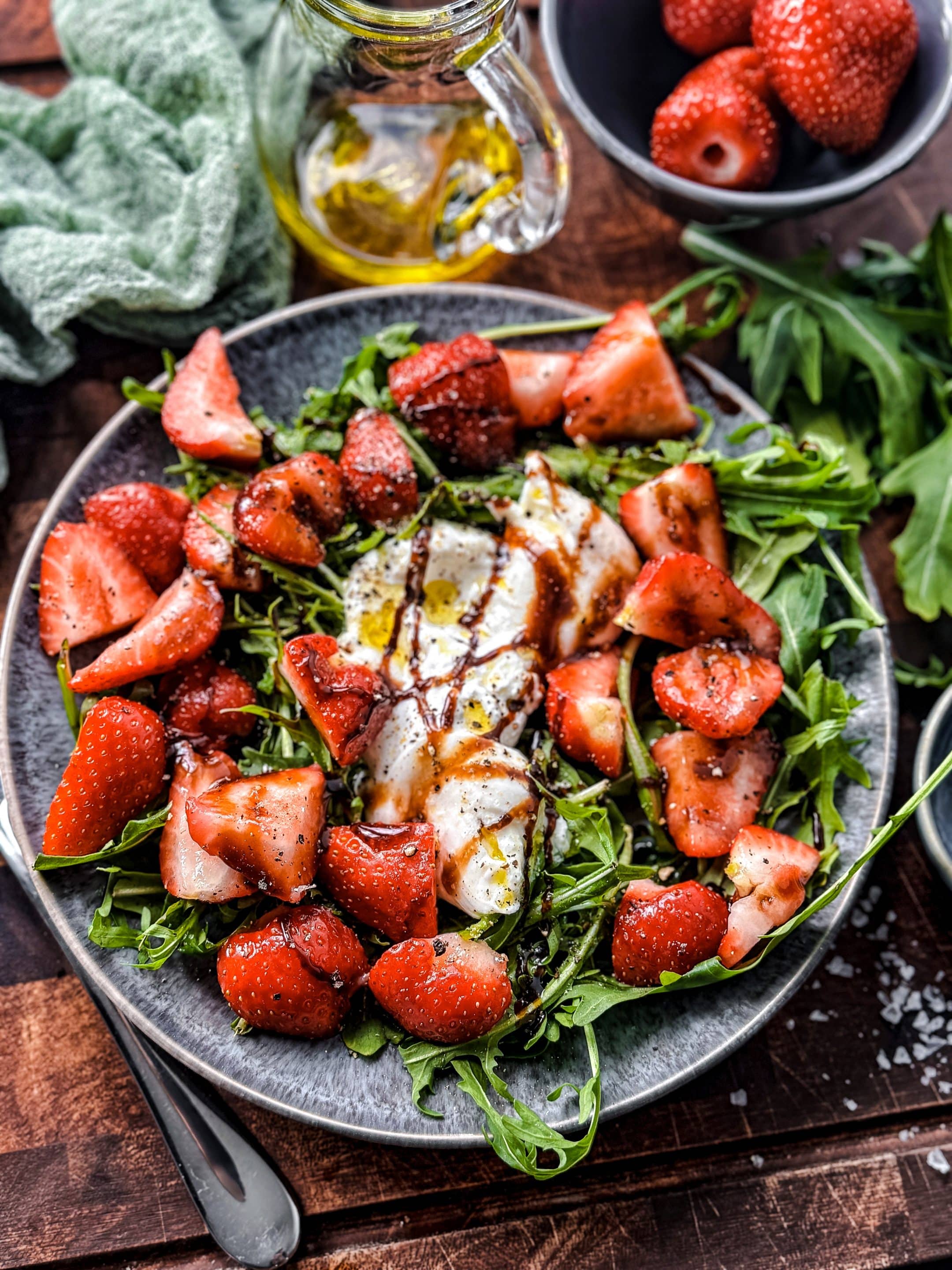 sieht die Burrata mit Erdbeeren nicht phantastisch aus?