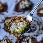 Smashed Rosenkohl ist im Handumdrehen zubereitet