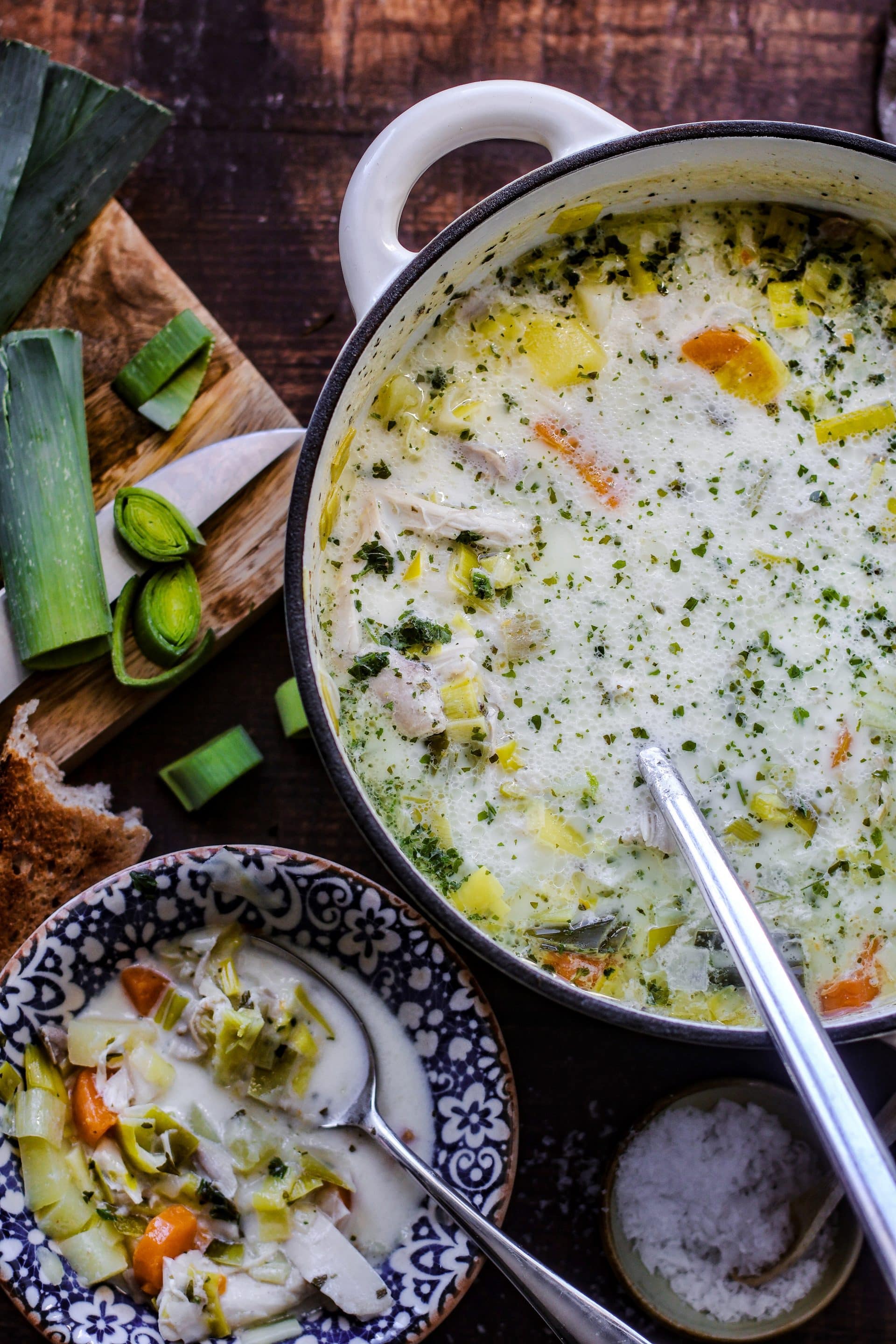 Käse Lauch Suppe mit Hähnchen und Kartoffeln schmeckt auch auf jeder Party