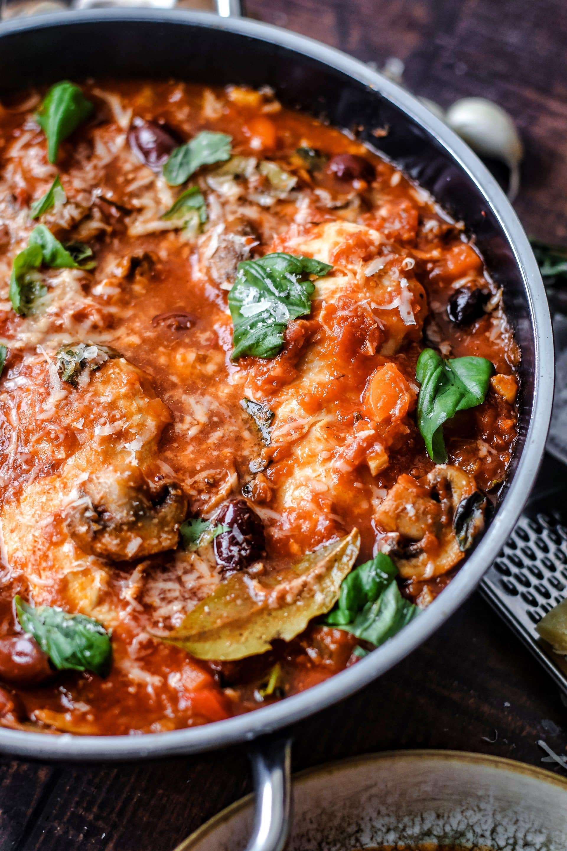 Chicken Cacciatore heißt Hähnchen Jägerart übersetzt