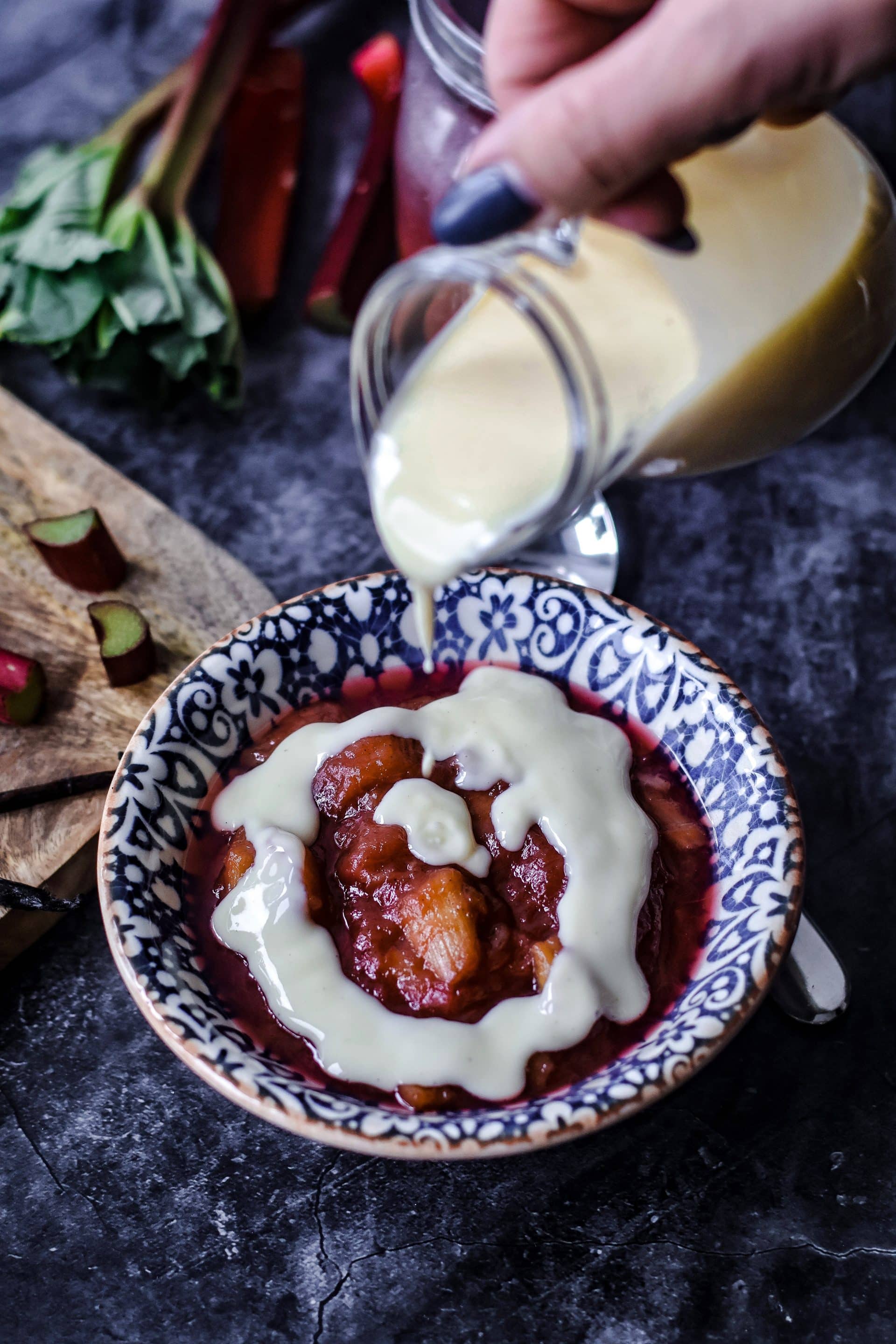 Milchprodukte sind ein Muss bei Rhabarber 