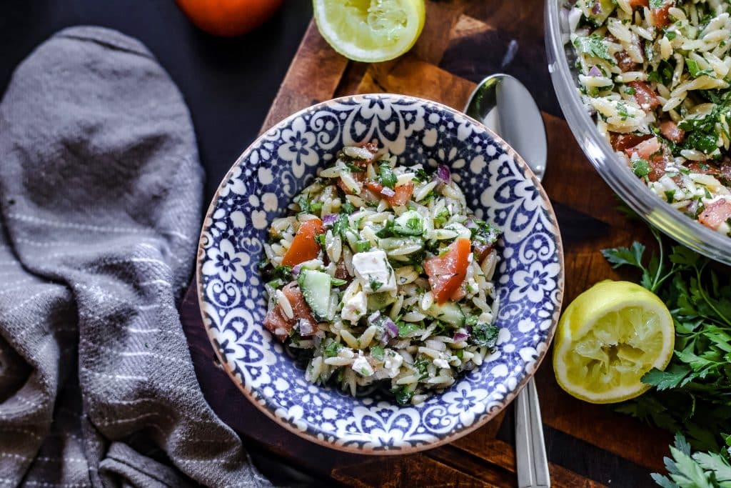 Kritharaki Salat mit Feta und Petersilie