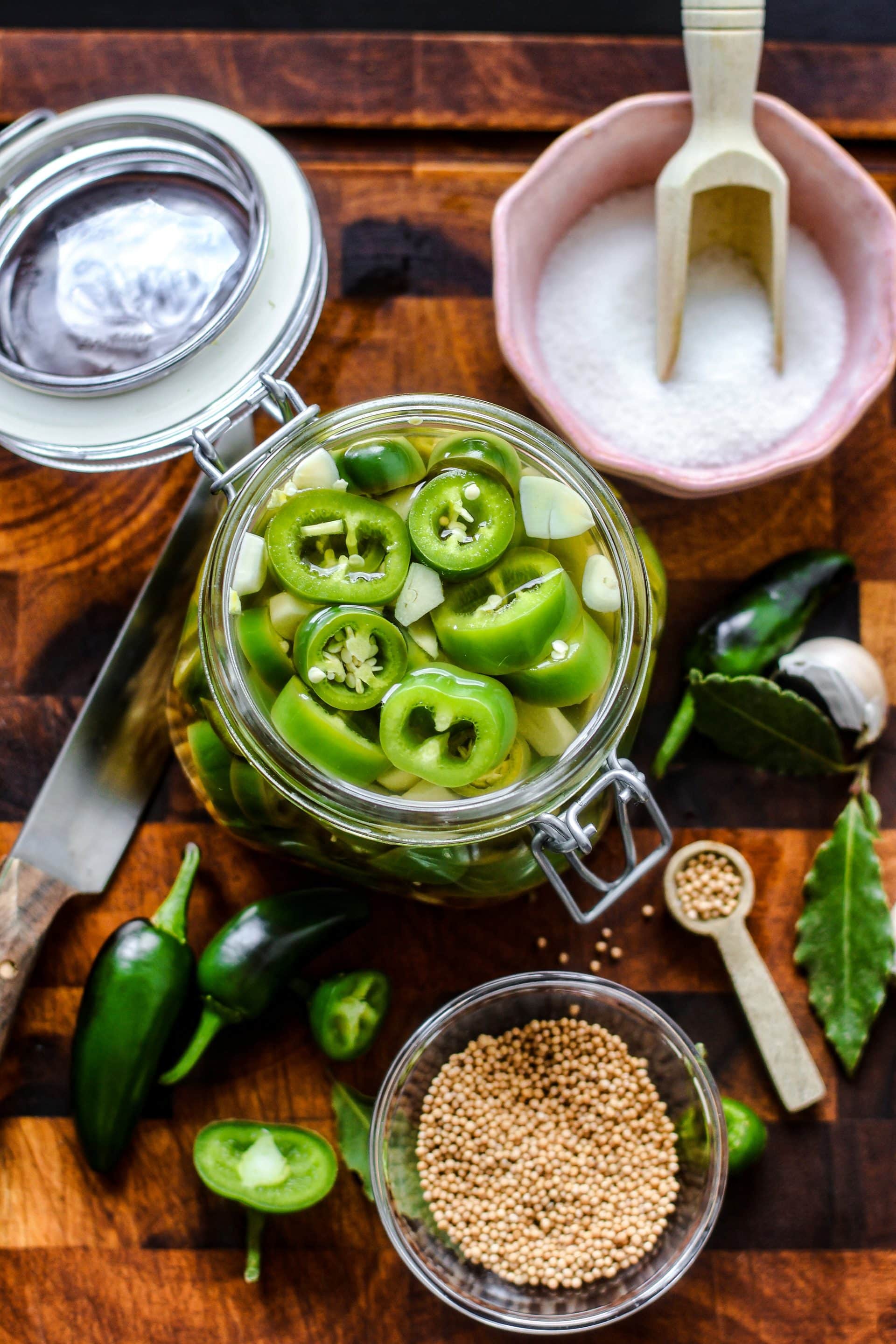 Eingelegte Jalapeños lassen sich wunderbar variieren