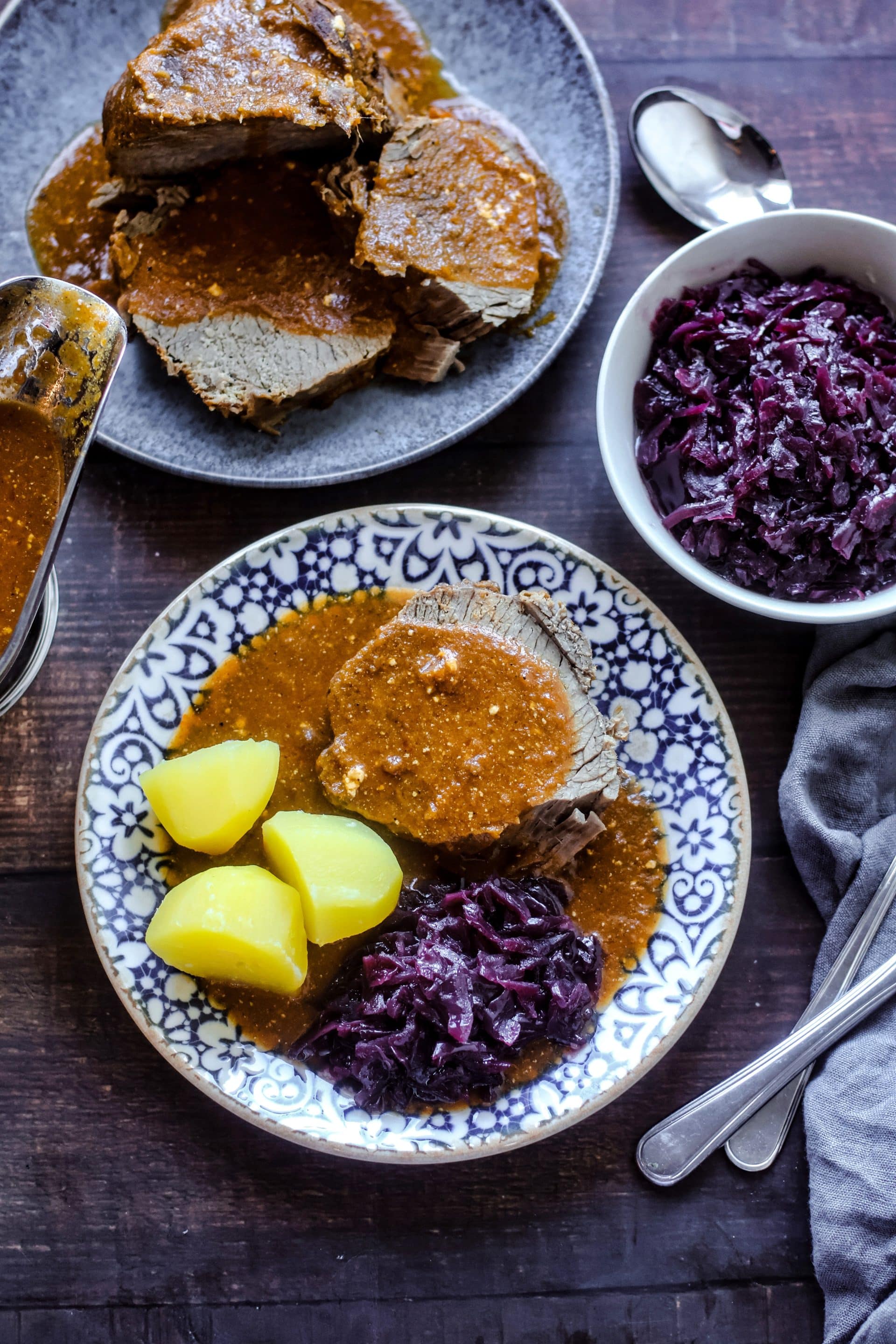 Omas Sauerbraten mit Buttermilch schmeckt der ganzen Familie