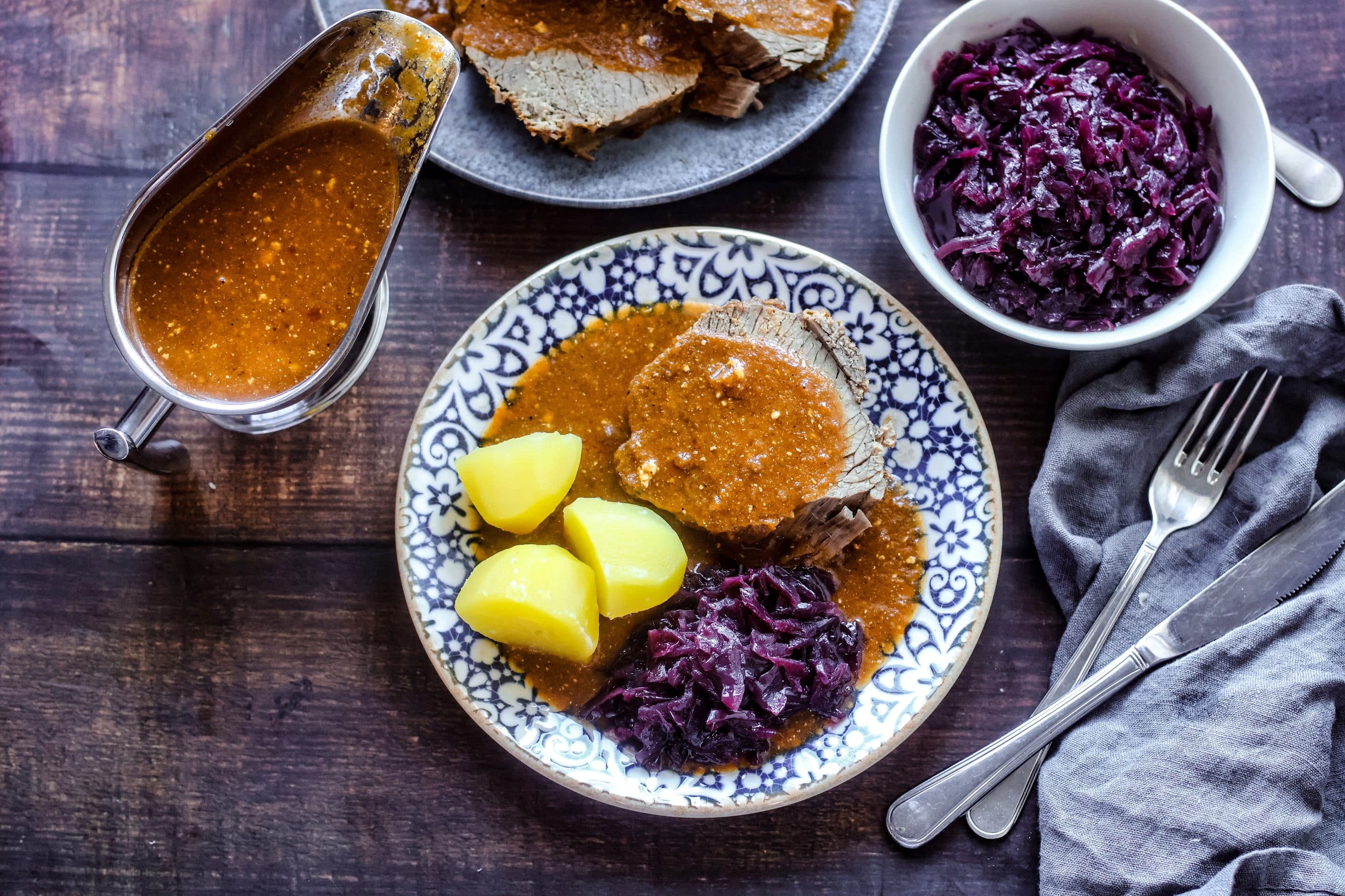 Omas Sauerbraten mit Buttermilch ist die perfekte Hausmannskost