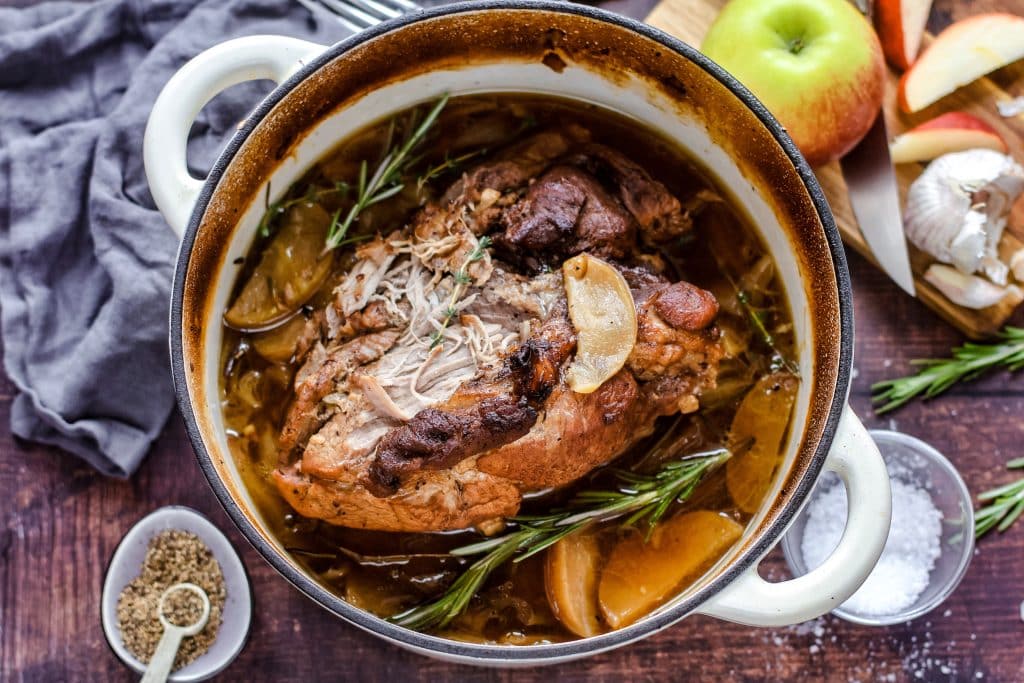 Schweinebraten mit Apfelsauce - Apple Cider Pork Roast